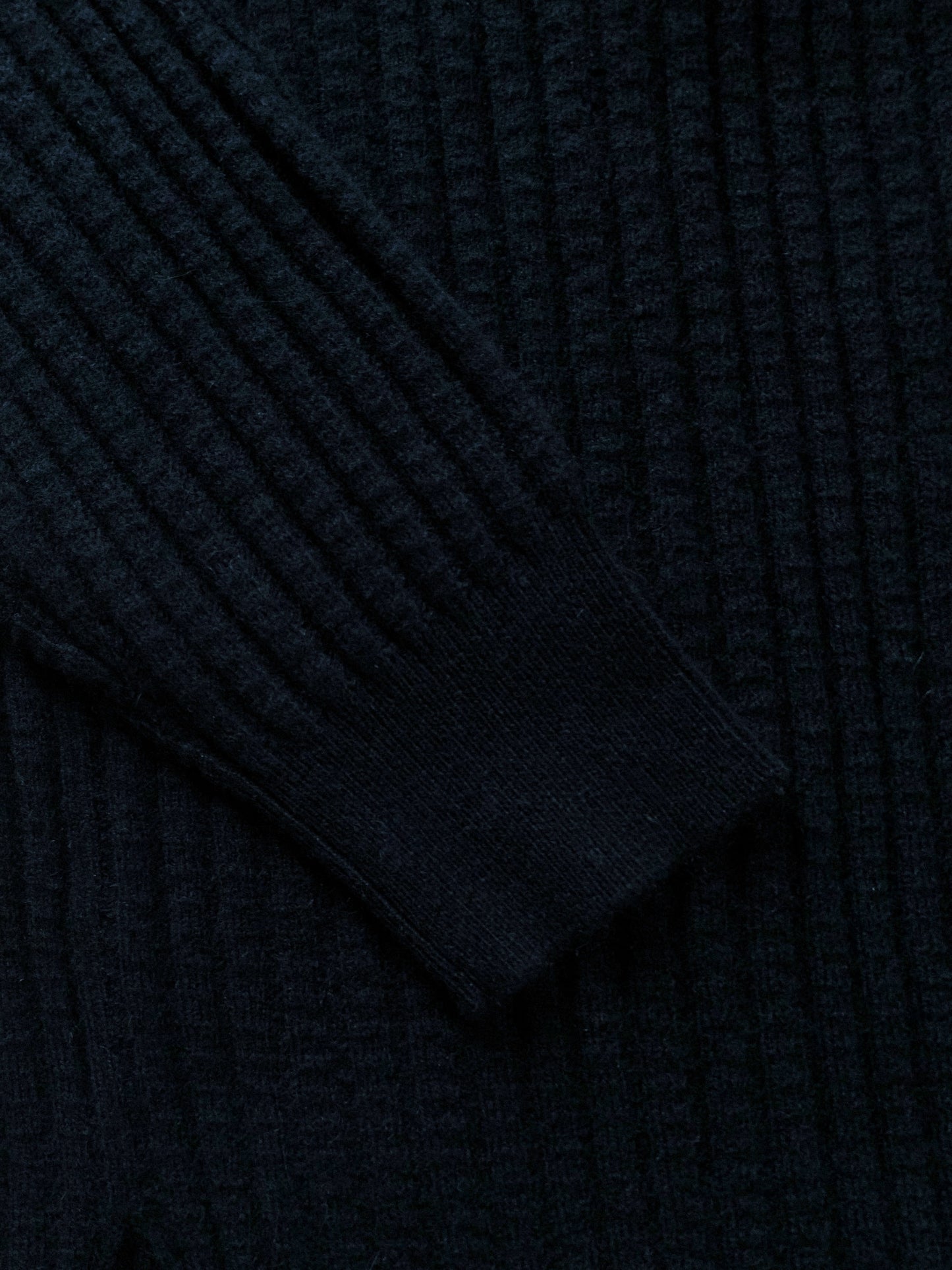 Guest in Residence maglia