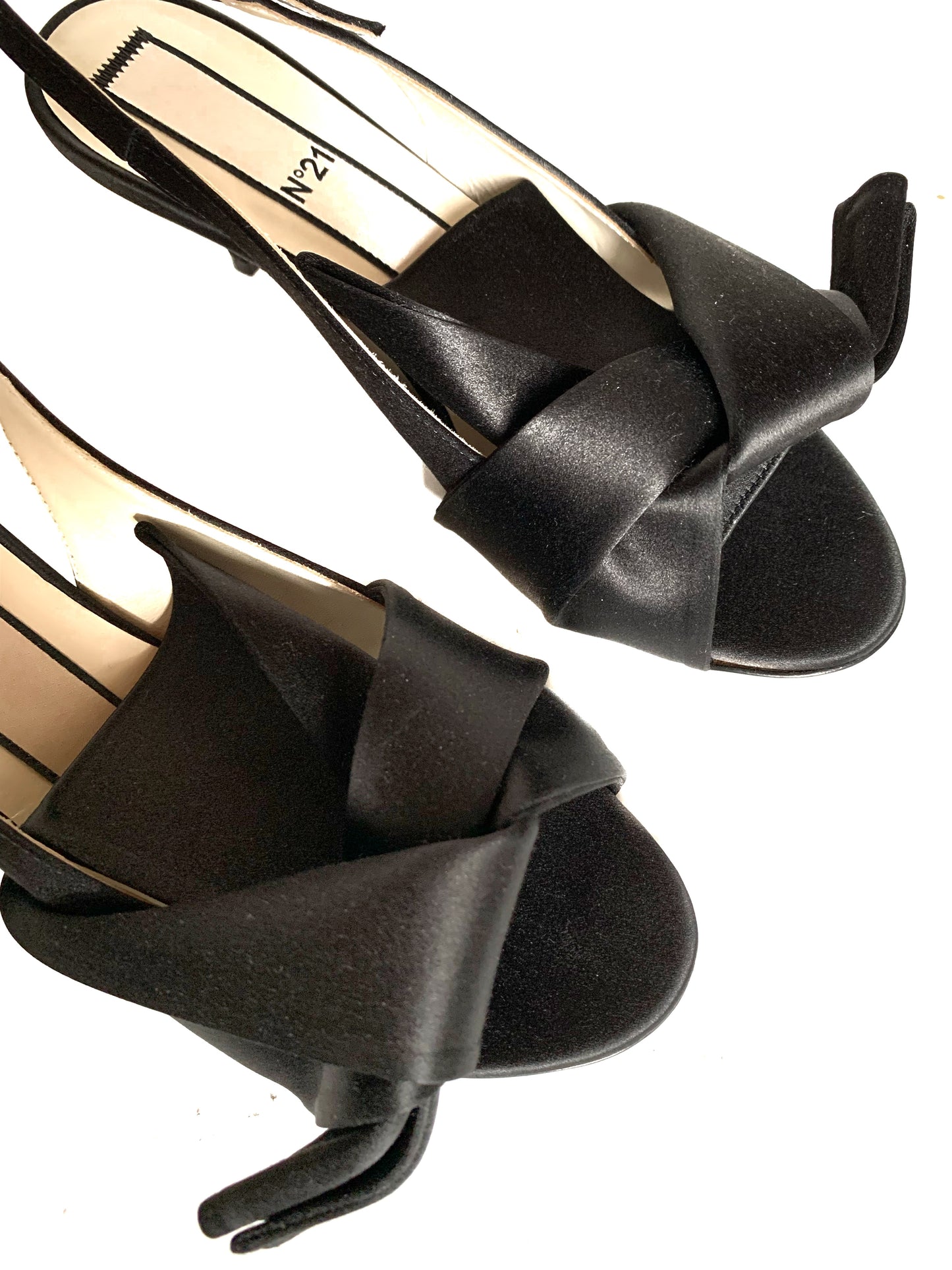 N21 Slingback